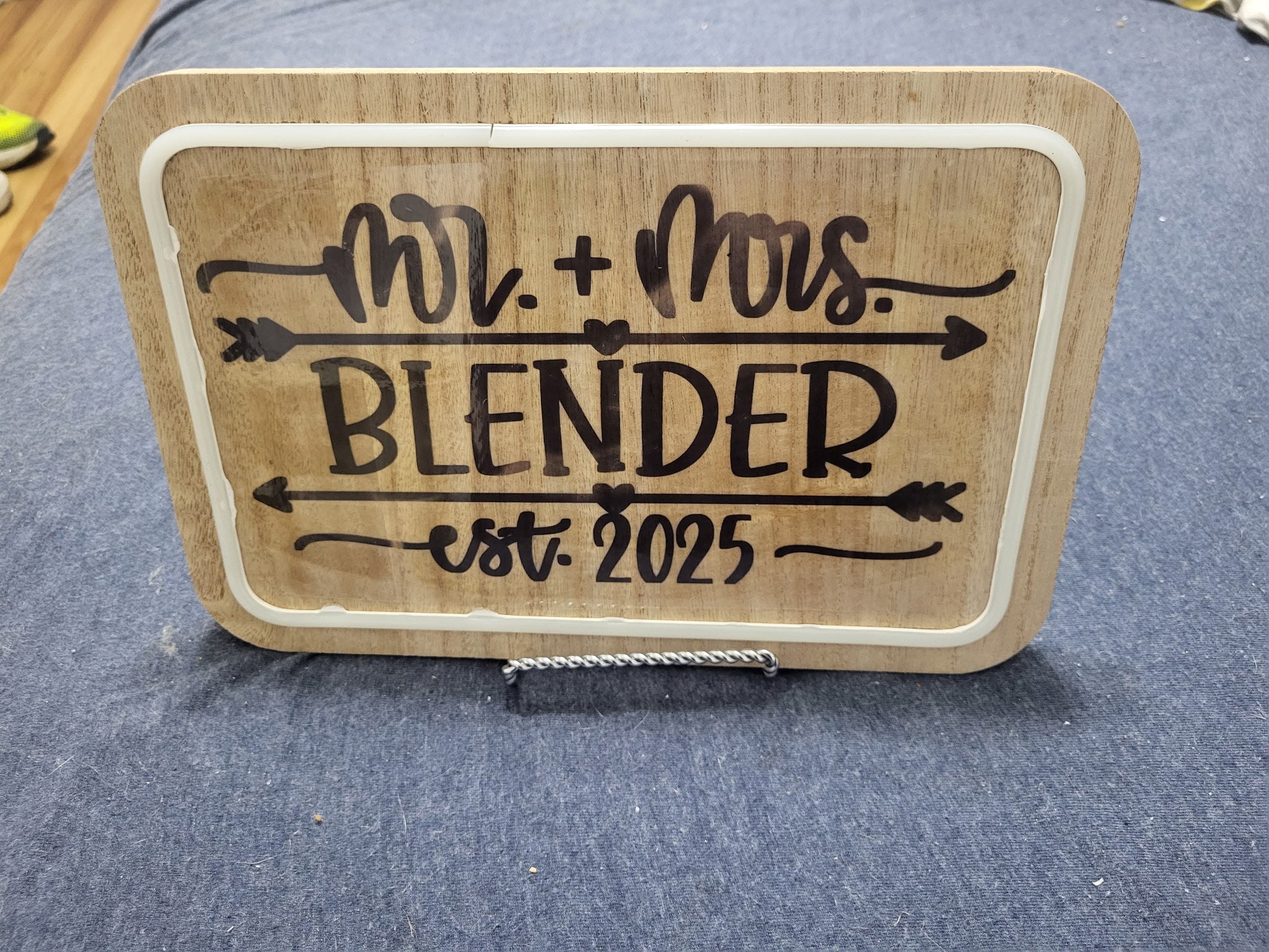 Battery powered sign